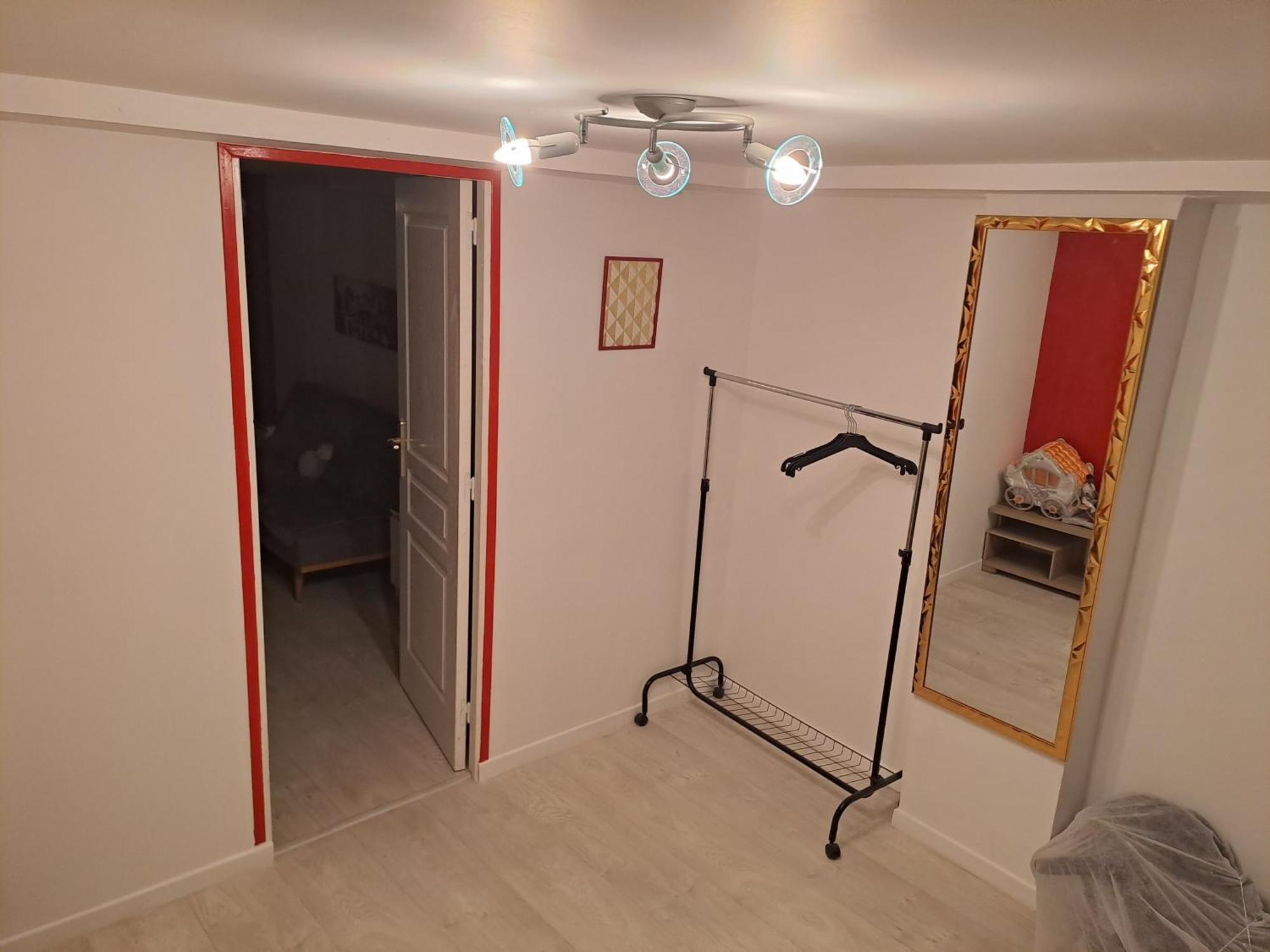 Maison Confort Et Repos Crecy-la-Chapelle Habitación foto